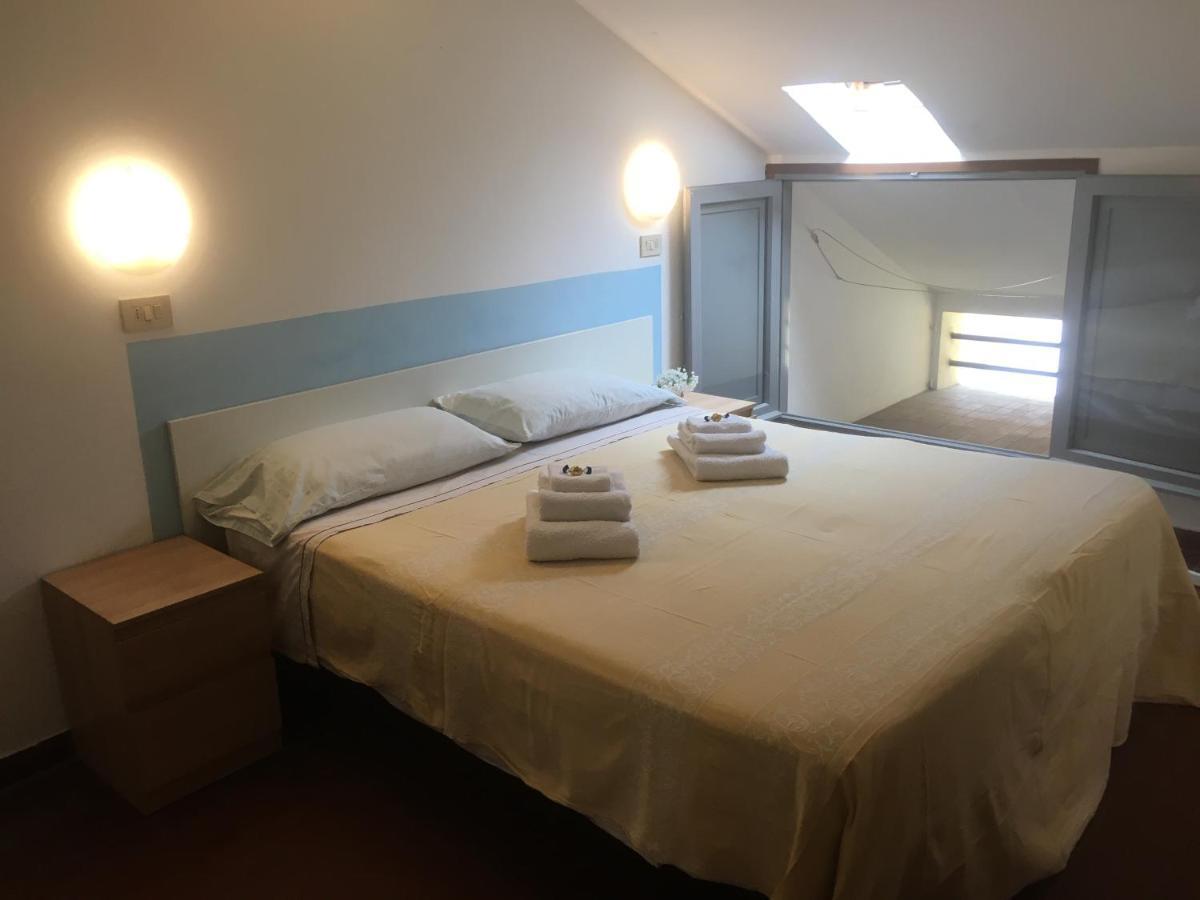 Hotel Villa Rinaldini リミニ エクステリア 写真